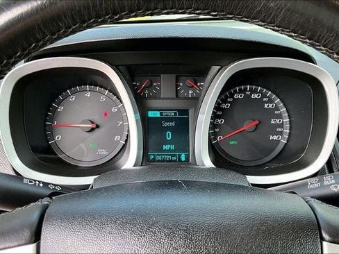 Used 2017 Chevrolet Equinox LT w/ Convenience Package FWD image 22