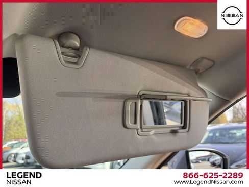 Used 2022 Nissan Pathfinder Platinum AWD/4WD image 32