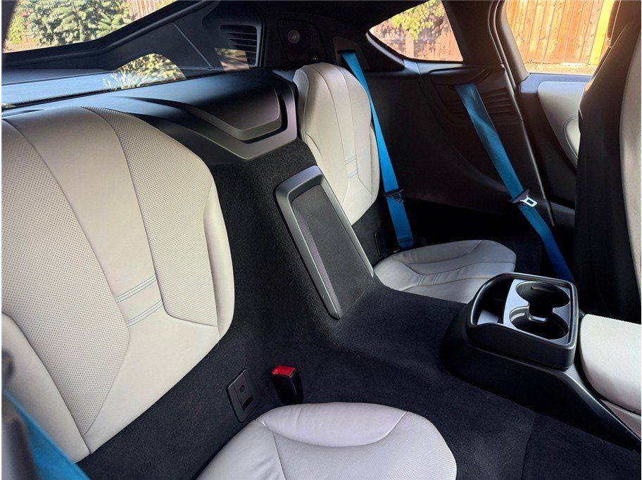 Used 2015 BMW i8 AWD/4WD image 34