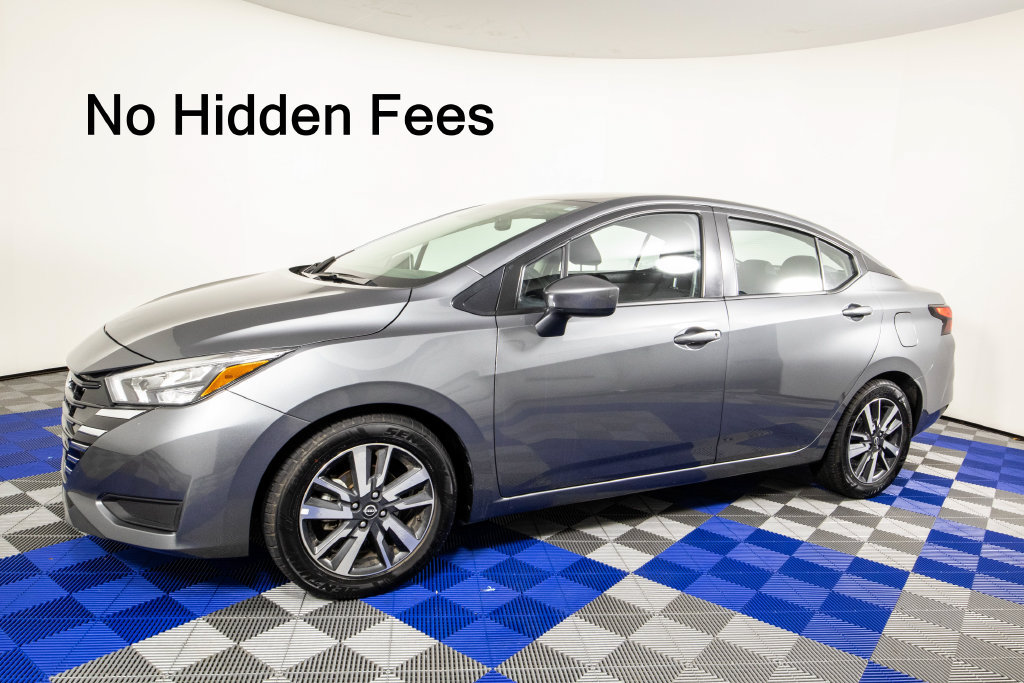 Used 2025 Nissan Versa SV FWD image 1