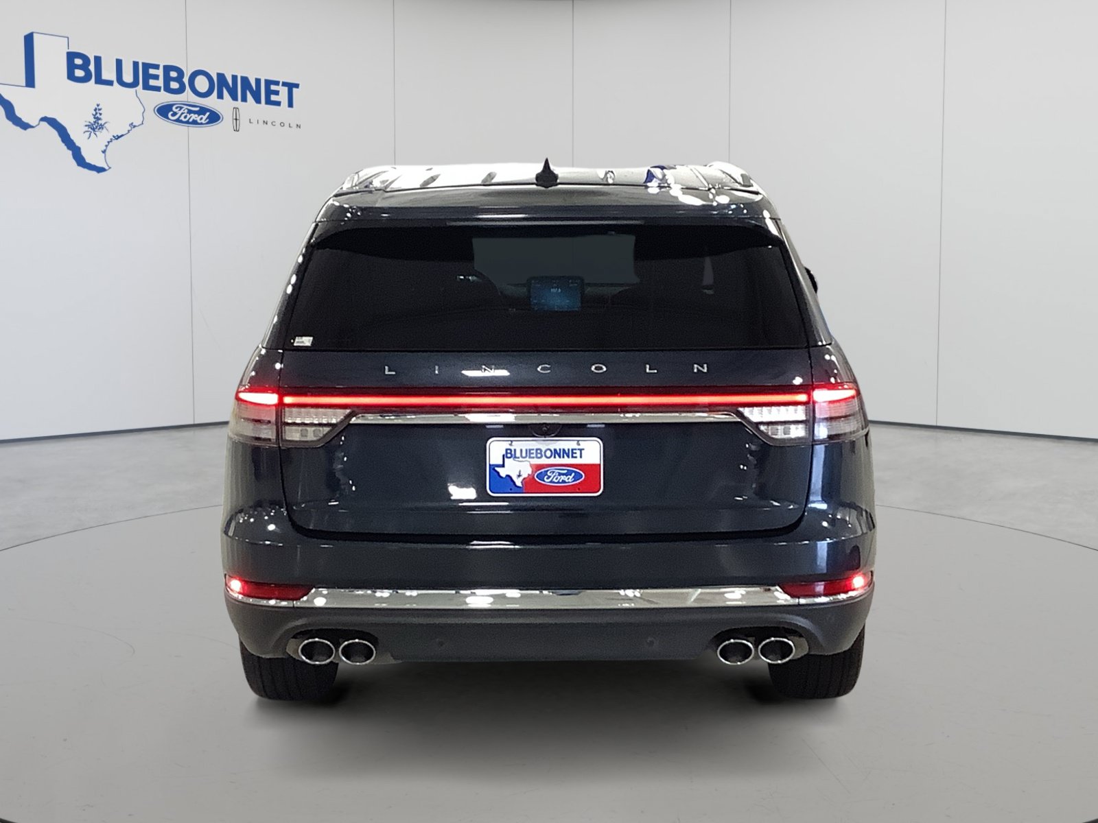 Used 2022 Lincoln Aviator Reserve w/ Equipment Group 201A RWD image 5