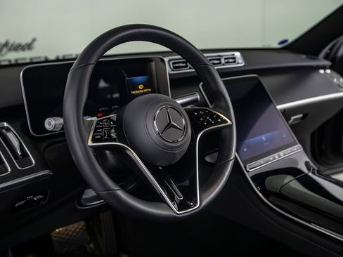 Used 2025 Mercedes-Benz S 580 4MATIC Sedan image 21