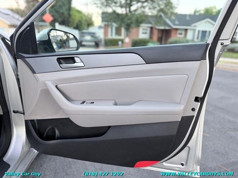 Used 2015 Hyundai Sonata SE w/ Option Group 09 image 19