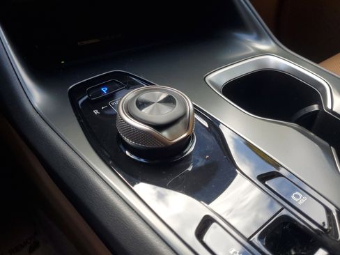 Used 2024 Lexus RZ 300e Premium w/ Accessory Package (Z1) image 30