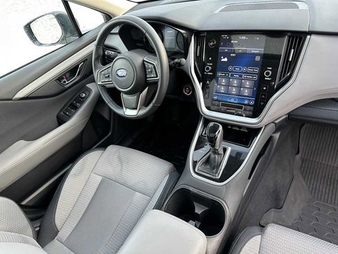Used 2024 Subaru Outback Premium image 11