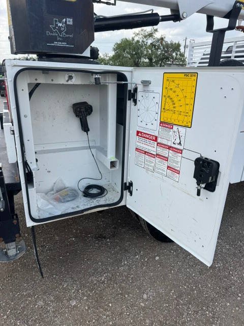 Used 2024 RAM 3500 Tradesman AWD/4WD image 29