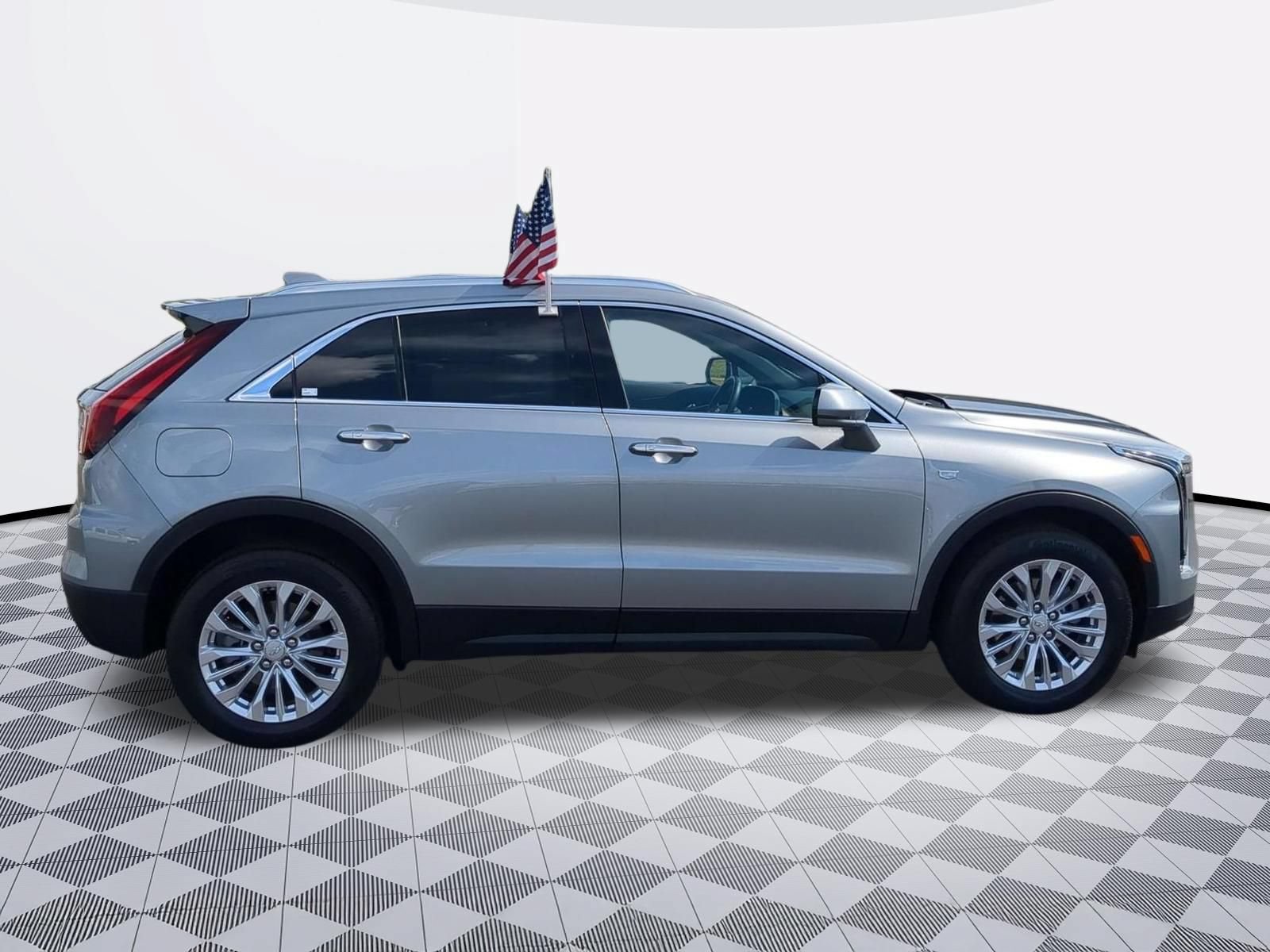 Certified 2024 Cadillac XT4 Luxury w/ Cold Weather Package AWD/4WD image 8