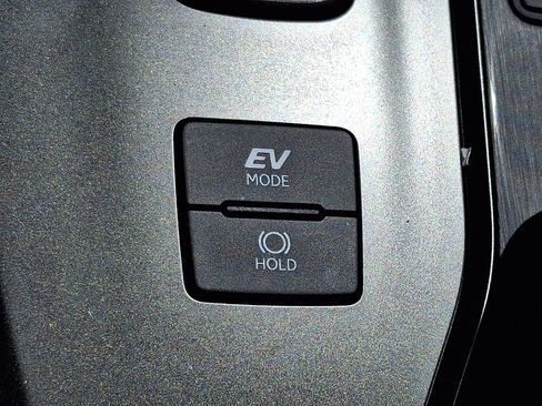 Used 2025 Lexus UX 300h AWD w/ Accessory Package (Z2) image 25