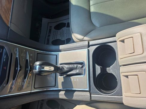 Used 2012 Lincoln MKX FWD image 18