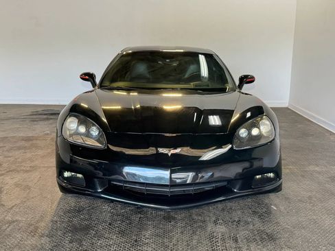 Used 2005 Chevrolet Corvette Coupe RWD image 8