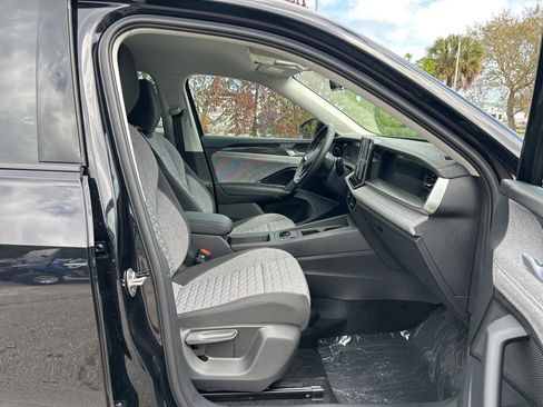 New 2026 Volkswagen Tiguan S FWD image 40