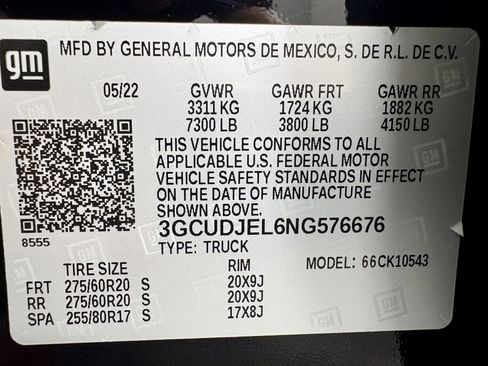 Used 2022 Chevrolet Silverado 1500 High Country w/ Technology Package image 8