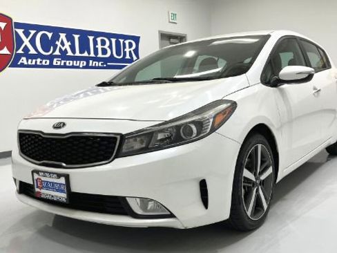 Used 2017 Kia Forte EX FWD image 18