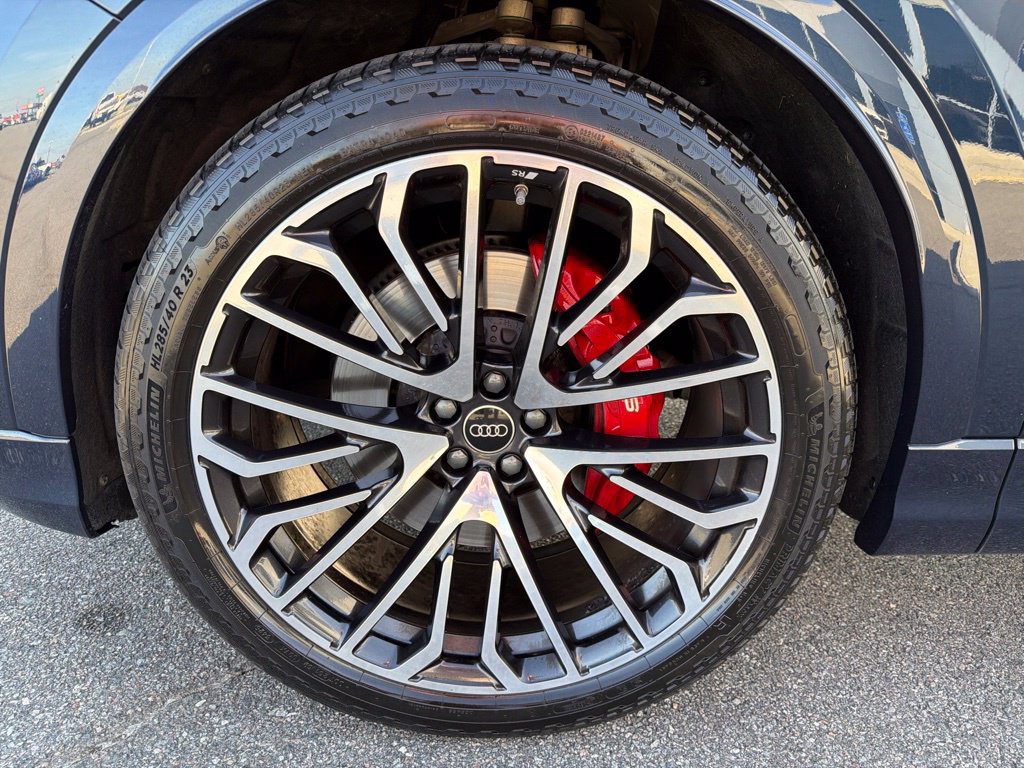Used 2024 Audi SQ8 Prestige AWD/4WD image 10
