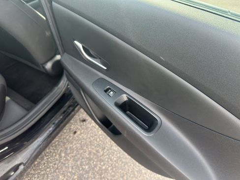 Certified 2023 Hyundai Elantra SEL image 18