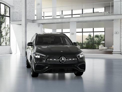 Certified 2025 Mercedes-Benz GLA 250 4MATIC image 8