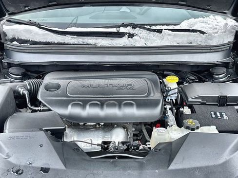 Used 2023 Jeep Cherokee Altitude Lux w/ Lux Elite Package image 19