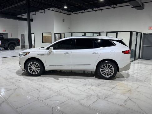 Used 2019 Buick Enclave Premium FWD image 7