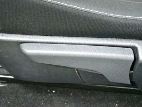 Used 2025 Nissan Sentra SV FWD image 12