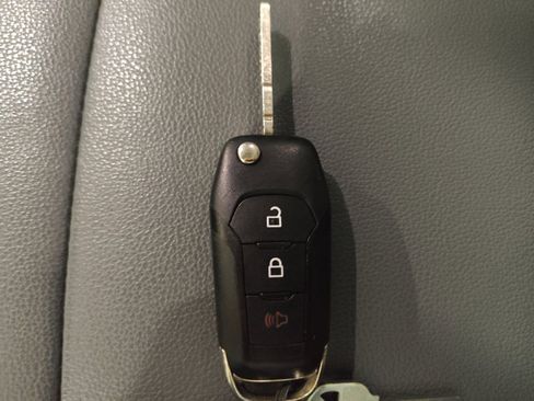 Used 2023 Ford F150 XL image 32