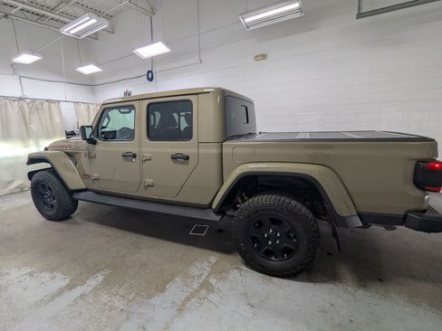 Used 2020 Jeep Gladiator Mojave AWD/4WD image 10