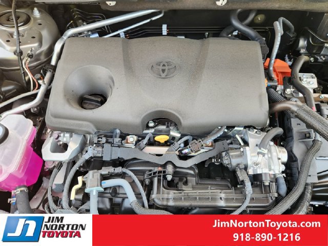 Used 2026 Toyota RAV4 LE FWD image 31