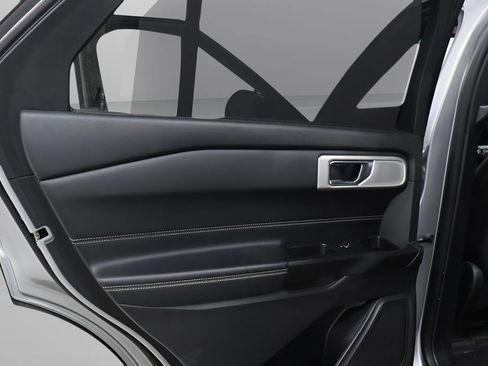 Used 2020 Ford Explorer ST w/ ST Street Pack image 26