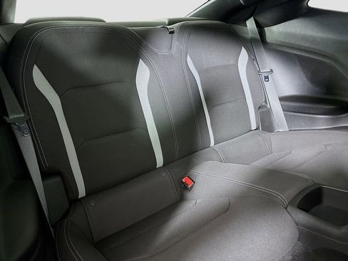 Certified 2021 Chevrolet Camaro LT w/ Technology Package image 28