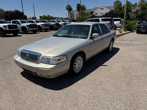 Used 2010 Mercury Grand Marquis LS RWD image 1