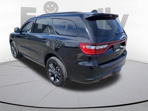 Used 2025 Dodge Durango GT AWD/4WD image 3