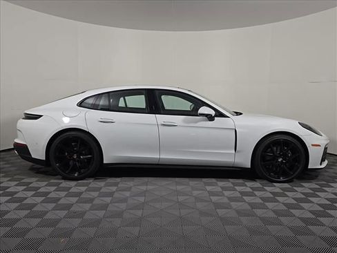 New 2026 Porsche Panamera 4 image 8