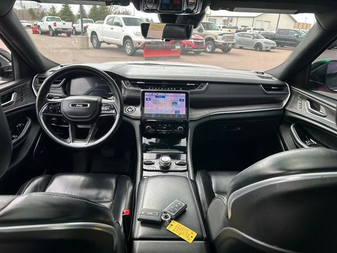 Used 2022 Jeep Grand Cherokee L Overland w/ Luxury Tech Group IV image 26