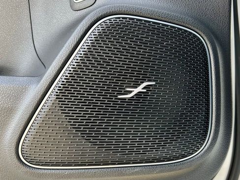 Certified 2023 Mercedes-Benz GLA 250 4MATIC image 31