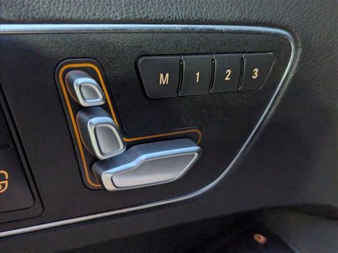 Used 2014 Mercedes-Benz E 350 Sedan image 8