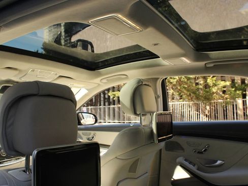 Used 2014 Mercedes-Benz S 63 AMG 4MATIC Sedan w/ Rear Seat Package image 43