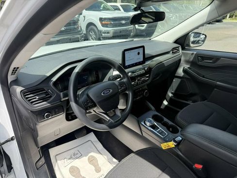 Used 2025 Ford Escape Active FWD image 3