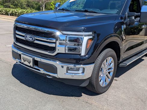 Certified 2024 Ford F150 Lariat w/ FX4 Off-Road Package AWD/4WD image 10