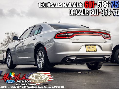 Used 2023 Dodge Charger SXT image 5