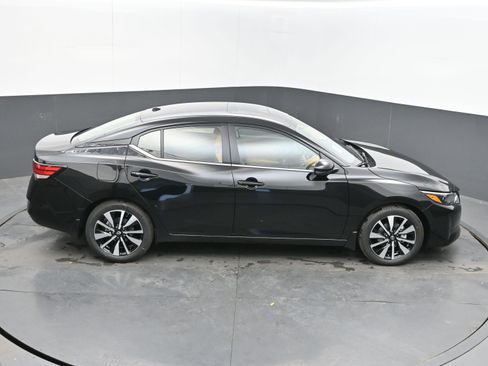 New 2025 Nissan Sentra SV w/ SV Premium Package image 36