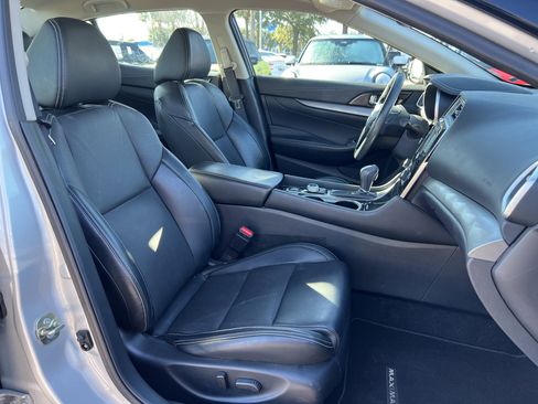 Used 2017 Nissan Maxima 3.5 SV image 33