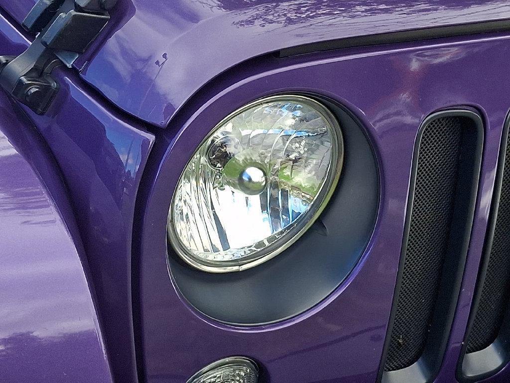 Used 2016 Jeep Wrangler Unlimited Sahara AWD/4WD image 9