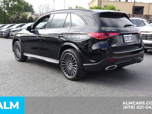 Used 2025 Mercedes-Benz GLC 350e 4MATIC w/ AMG Line image 8