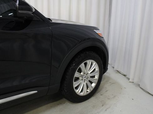 Used 2020 Ford Explorer Limited AWD/4WD image 29