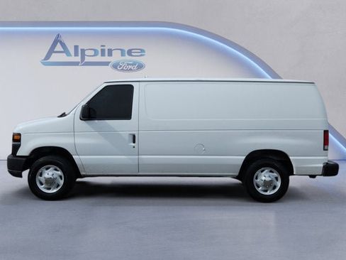 Used 2014 Ford E-150 and Econoline 150 RWD image 2