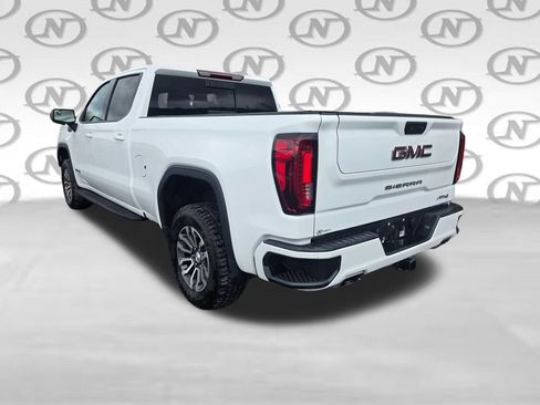 Used 2022 GMC Sierra 1500 AT4 w/ AT4 Preferred Package AWD/4WD image 12