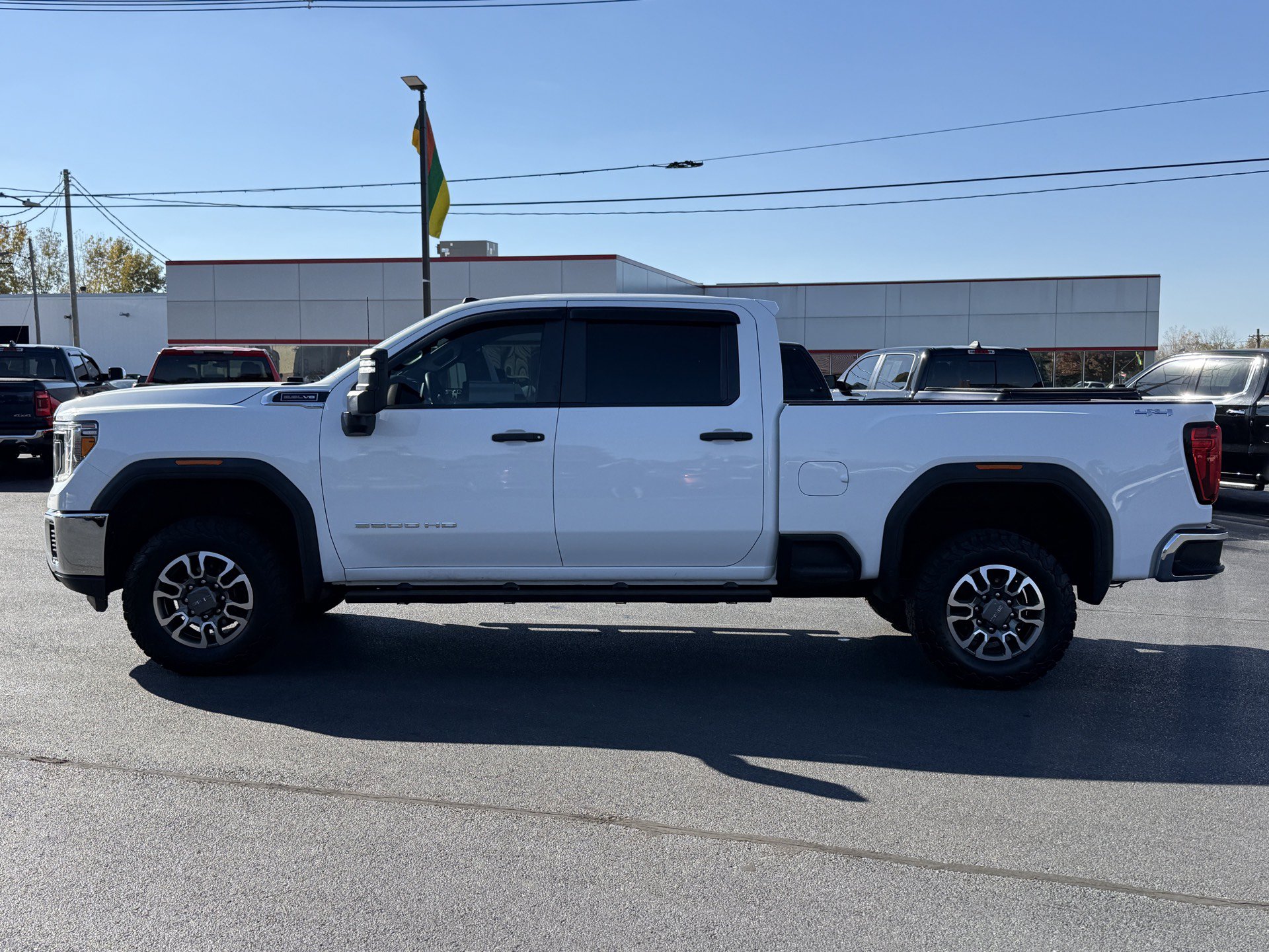 Used 2023 GMC Sierra 3500 Pro w/ Convenience Package AWD/4WD image 5