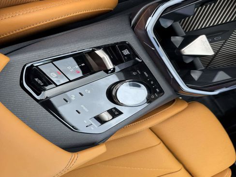 Used 2025 BMW X3 xDrive30i w/ Premium Package image 24