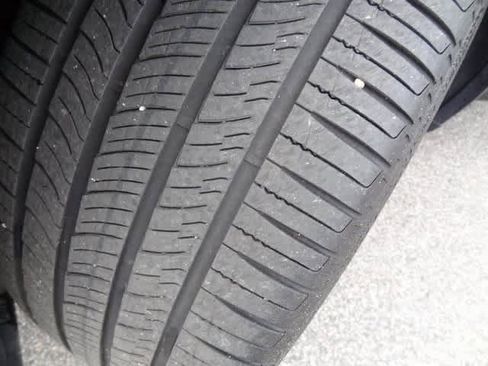 Used 2025 Tesla Model Y Long Range image 36