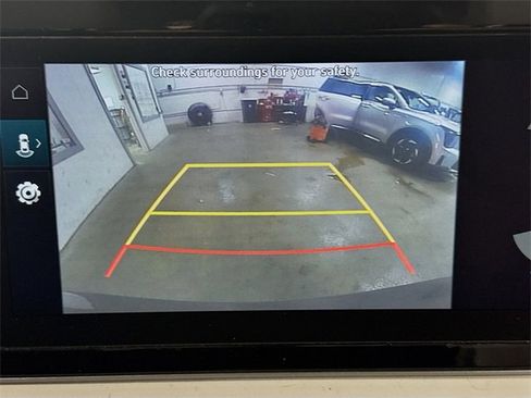 Used 2022 Hyundai Palisade SEL w/ Premium Package image 22