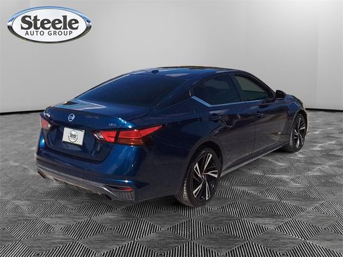 Used 2021 Nissan Altima 2.5 SR image 5